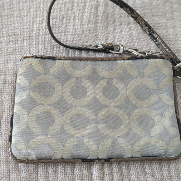 Coach wristlet wallet - Picture 3 of 4